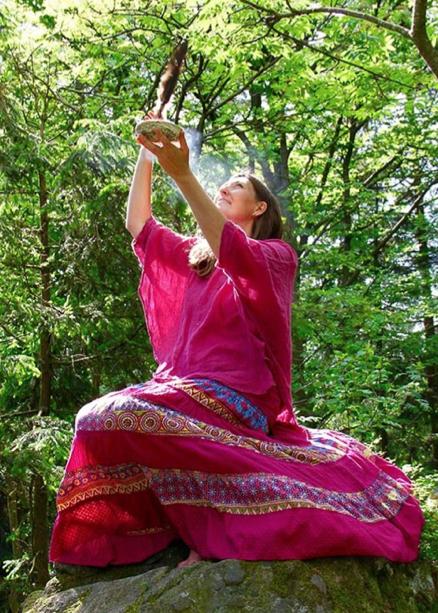 Altes Wissen Beitragsbild - Online Räucherakademie Oktober 2024