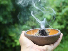 "Schutz und Reinigungsrituale für den Alltag" - Lerne deinen heiligen Raum  zu halten und zu hüten