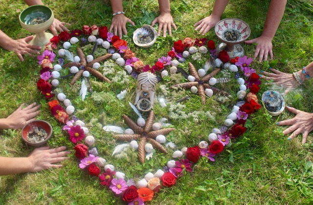 Kurzausbildung - Der Weg der Schoßraumhüterinnen – Bild 4