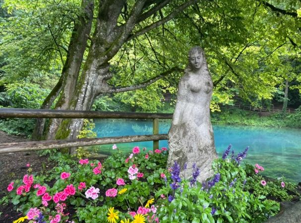 Die blaue Quelle